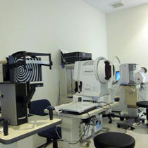 術前検査機器（エキシマレーザー手術および多焦点眼内レンズ手術）
